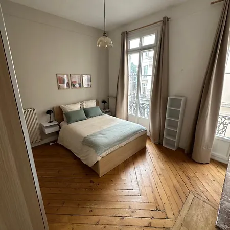 Le Grand Chambellan Apartment